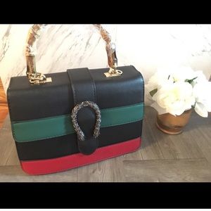 Long strap bag same design as designer no logo